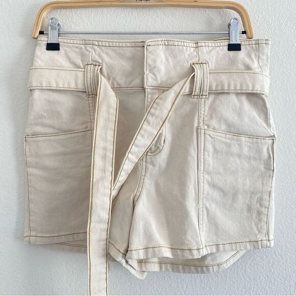 Banjara Ivory Denim Shorts Size 28 - Picture 2 of 8